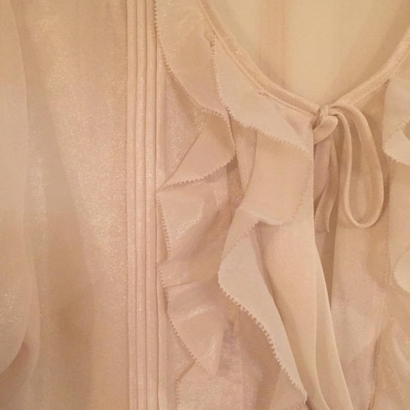 Pearlized ivory blouse - Picture 2 of 2